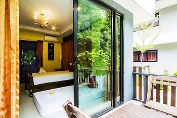 Sky Terrace Lanta Boutique 호텔 코란타